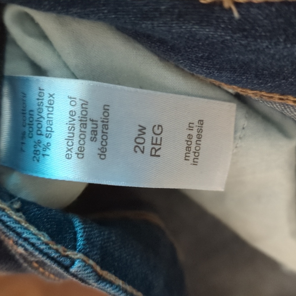 Jeans - Picture 4 of 5